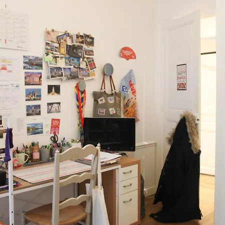 Spacious Haussmannian In 17th *