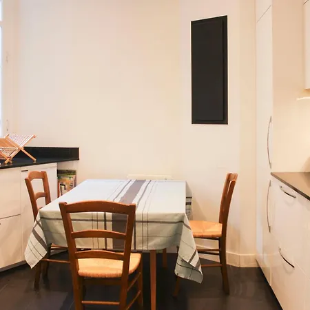 Spacious Haussmannian In 17th Appartamento *