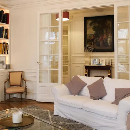 Spacious Haussmannian In 17th Appartamento *